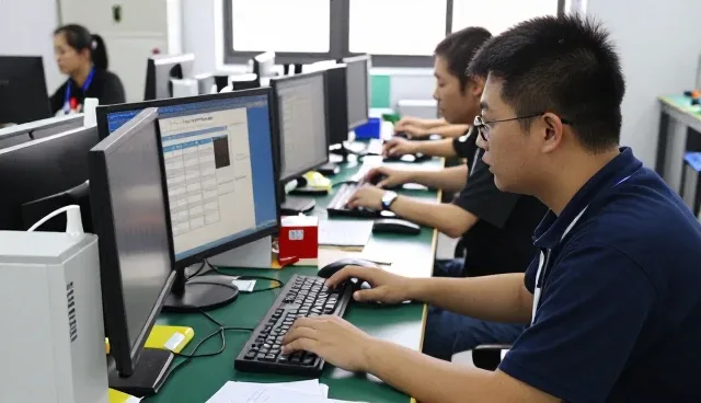 域名在官网建设中的实际应用分析